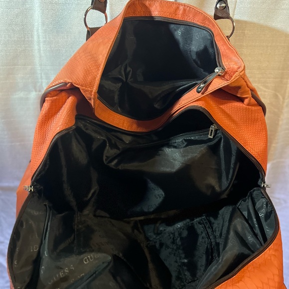 Guess large duffle tote bag orange tan cream - Picture 9 of 10